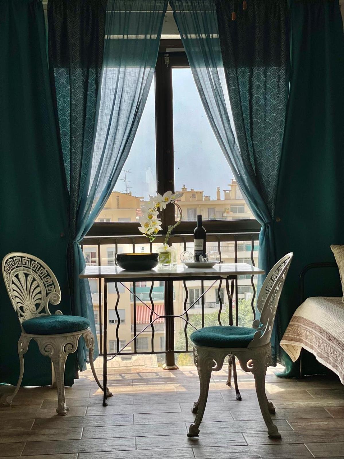 Luxurious In 450 M Of The Sea Nizza